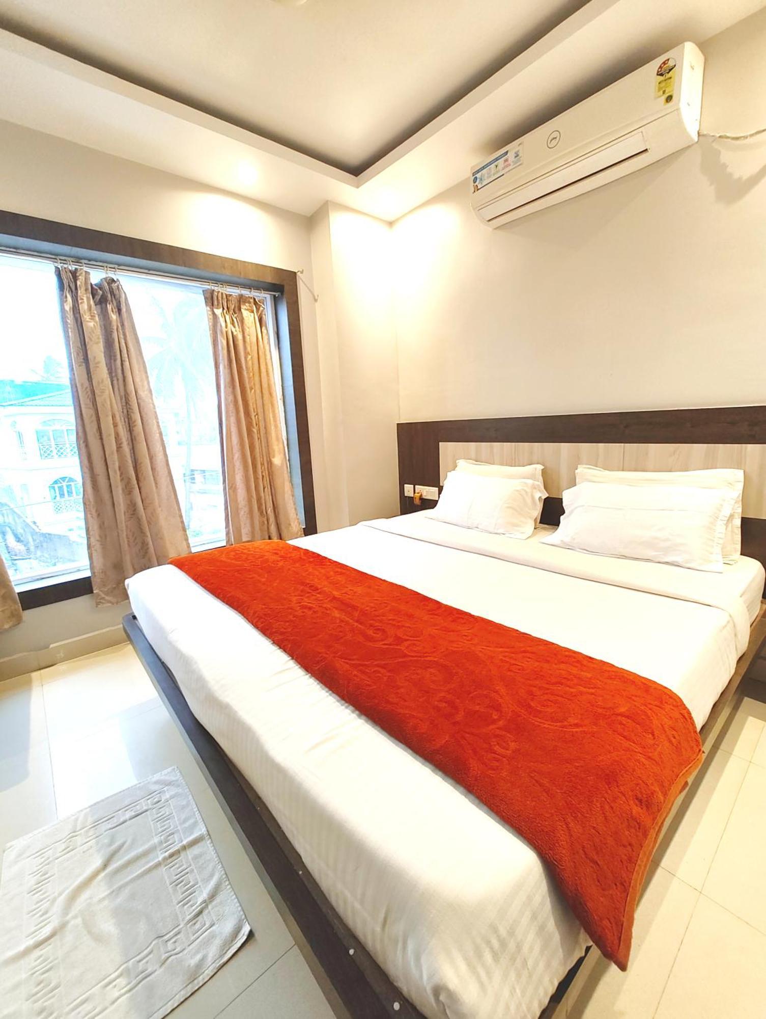 Goroomgo Hotel Home Town Puri Near Golden Beach And Temple গোরুমগো হোটেল হোম টাউন পুরী গোল্ডেন বিচ এবং মন্দিরের কাছে गोल्डन बीच के पास होटल होम टाउन - Fully-Air-Conditioned-With-Lift-Wifi-Home Style-Food Menu-And Parking Facilities - Book Now Exterior foto